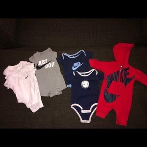 Nike onesie lot